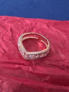 Rose Gold CZ V-Shape Stackable Ring - Women Jewelry